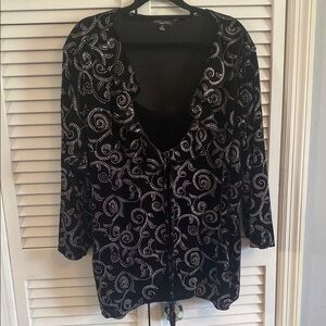 Vintage Notations Black and Sparkly Jacket with Rulffled V-Neck with 2/4 Sleeves